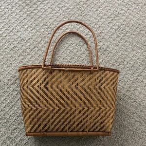 Vintage Gathering Basket Tote / Beach Bag